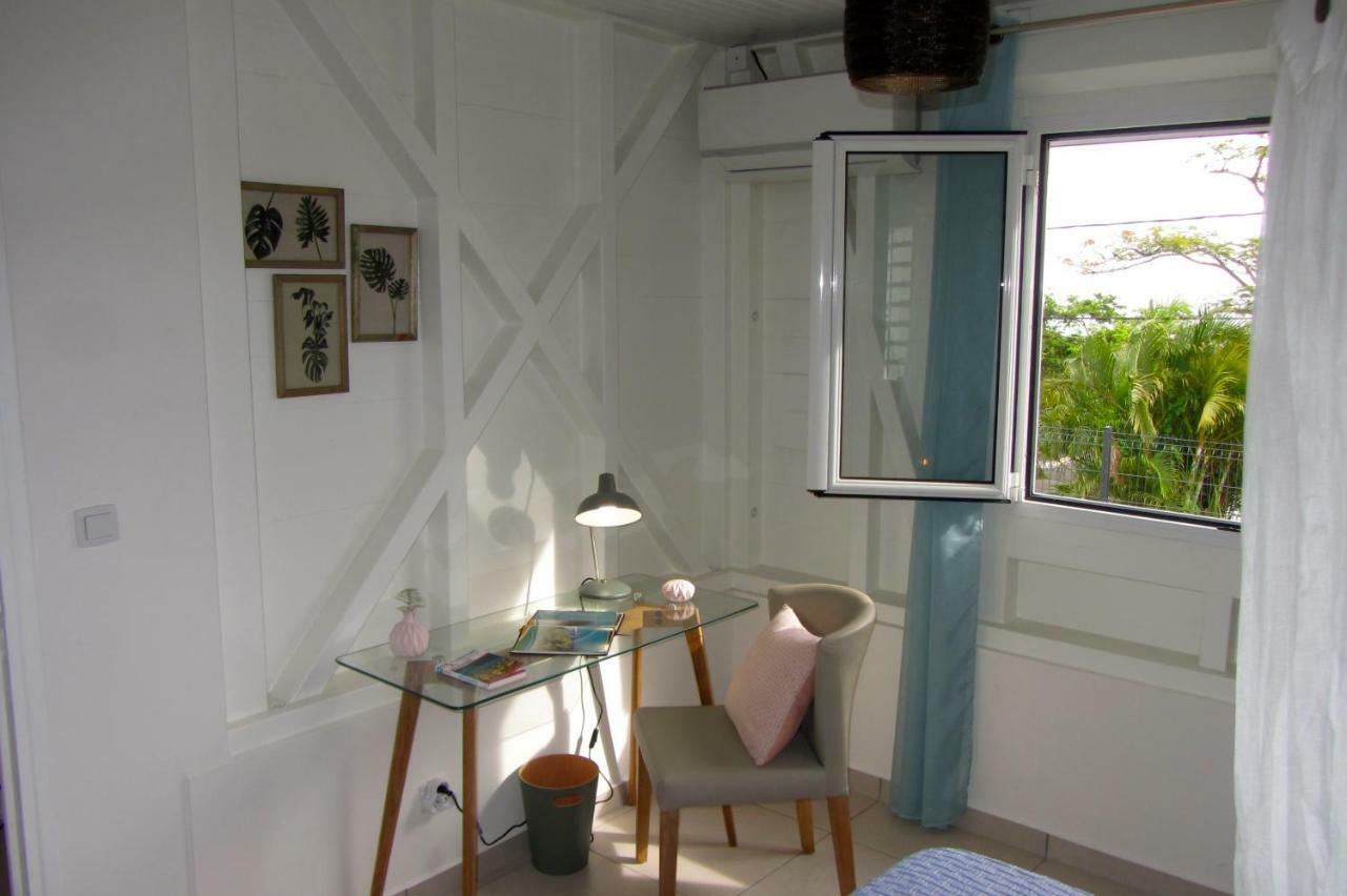 Or Bleu-Bungalow Volcan Soufriere-Vue Sur Mer Сен-Клод Экстерьер фото