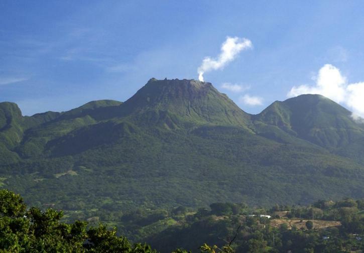 Or Bleu-Bungalow Volcan Soufriere-Vue Sur Mer Сен-Клод Экстерьер фото