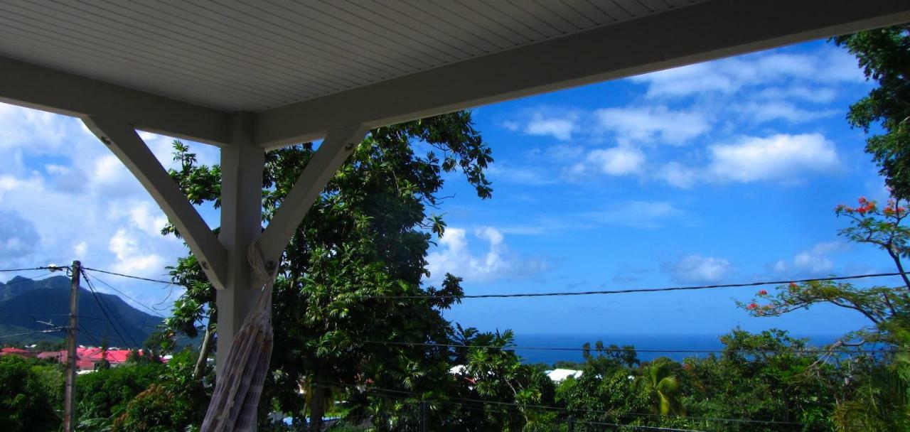 Or Bleu-Bungalow Volcan Soufriere-Vue Sur Mer Сен-Клод Экстерьер фото